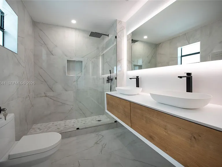 4700 McKinley St — Photo 18