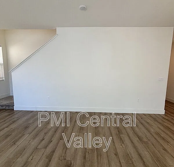 3226 Tibidabo St — Photo 40