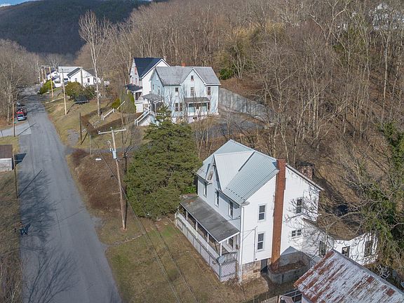 3rd image of 660 Christian St