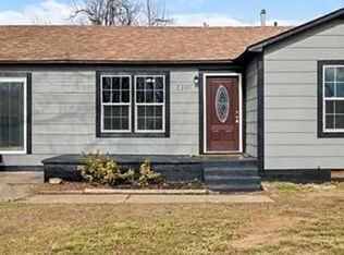 1107 Jackson St, Perry, OK 73077