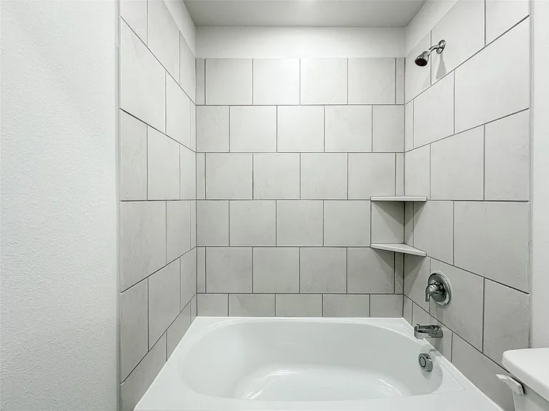 7806 Alset Dr — Photo 28