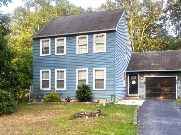 22 Laura Ln, Pittsgrove, NJ 08318