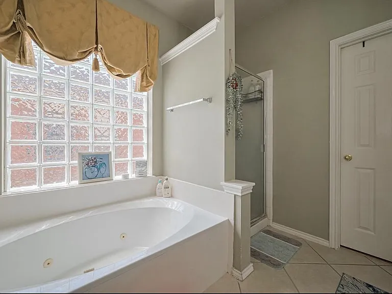 26315 Bending Pines Ln — Photo 12