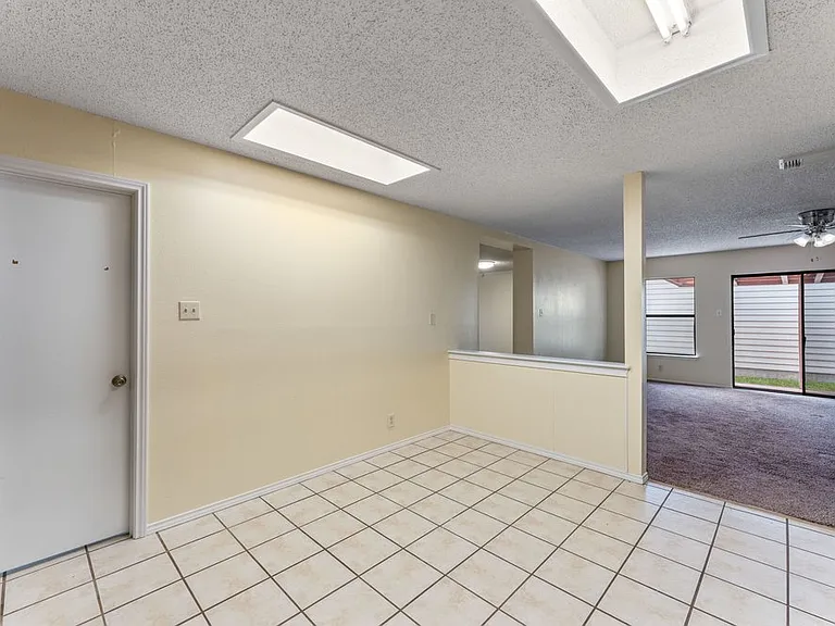 6863 Cypress Mist Dr — Photo 16