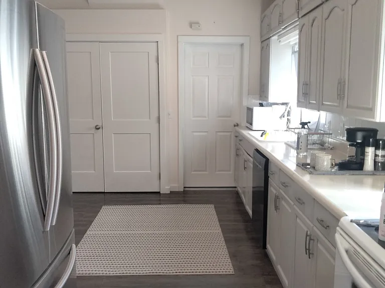 1504 W Shannon Ave — Photo 4
