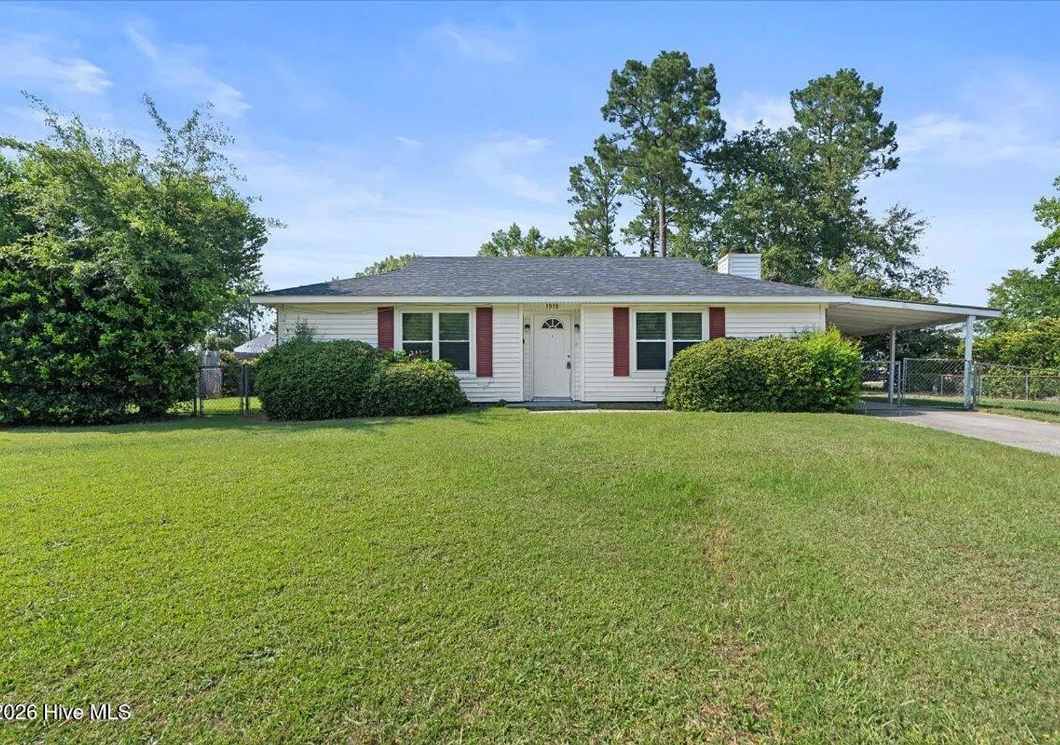 Welcome to Your Charming New Home! — Photo 1