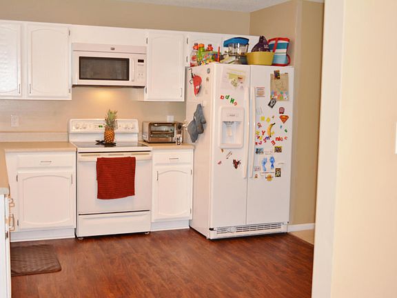 4th image of 1619 Carrie Belle Dr
