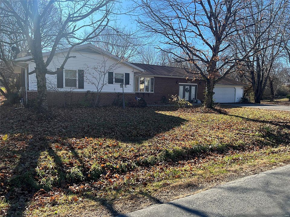 1st image of 125 E Hoehn St