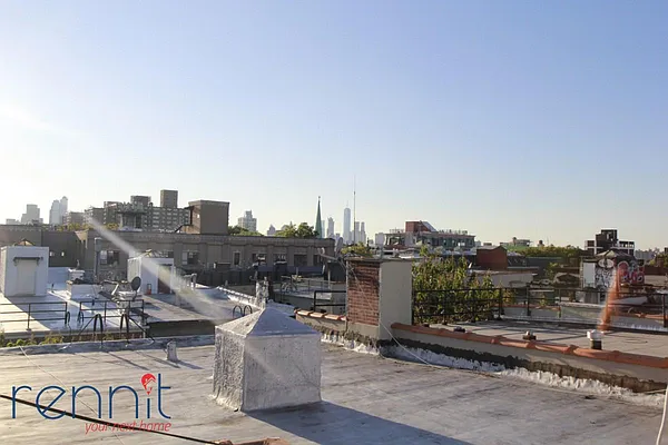 Rented by Rennit Inc. | media 44