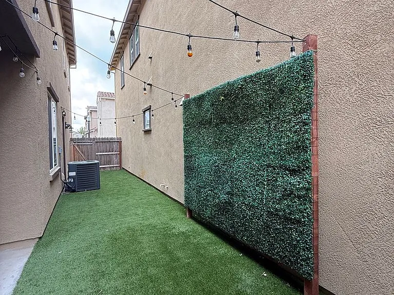 3672 Iskenderun Ave — Photo 12
