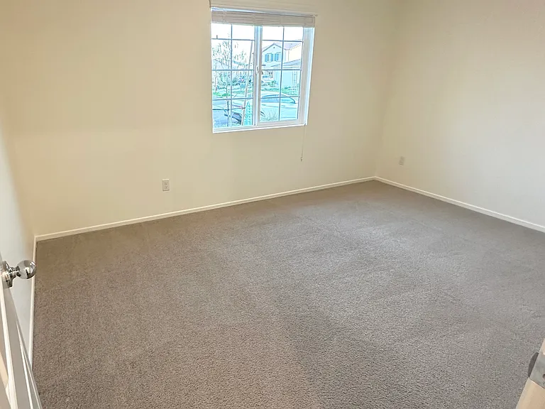 1338 Division Ct — Photo 13