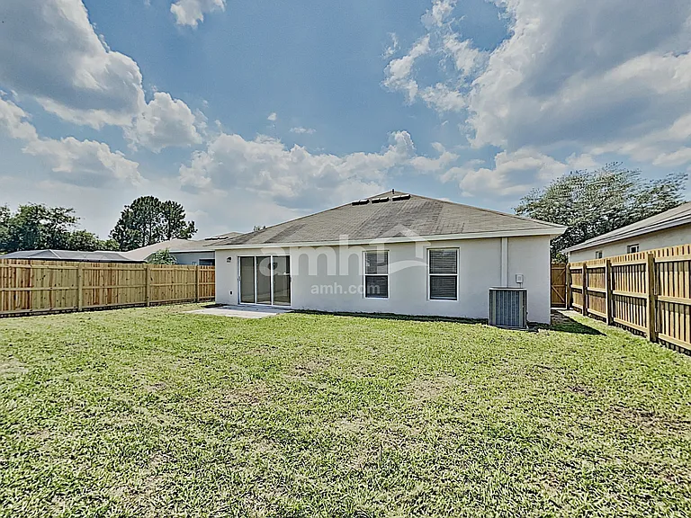 10311 Hunters Haven Blvd — Photo 16