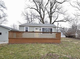 25 Lake Grove Clb, Decatur, IL 62521