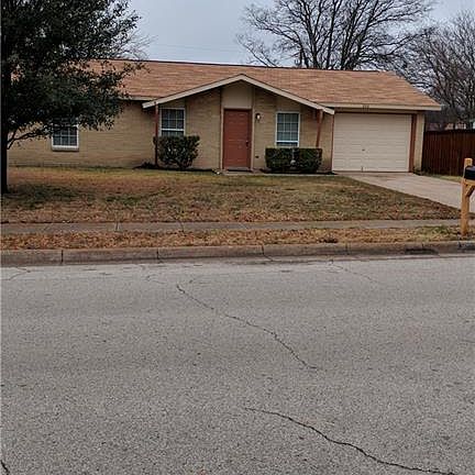 2nd image of 326 Hastings Dr