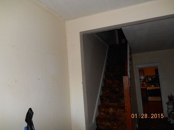 2nd image of 1005 S Franklin St