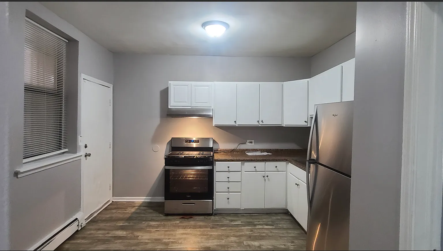 5606 S Wabash Ave — Photo 2