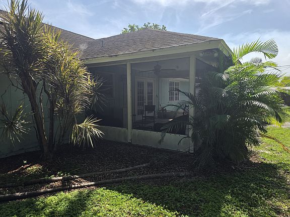 Screened Porch