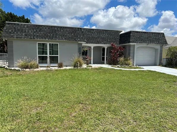 3919 Sail Dr, New Port Richey, FL 34652
