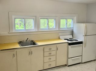 18 Pleasant St #3, Ellsworth, ME 04605