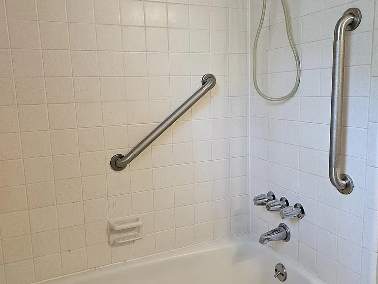 815 Edwards Rd #72A — Photo 13