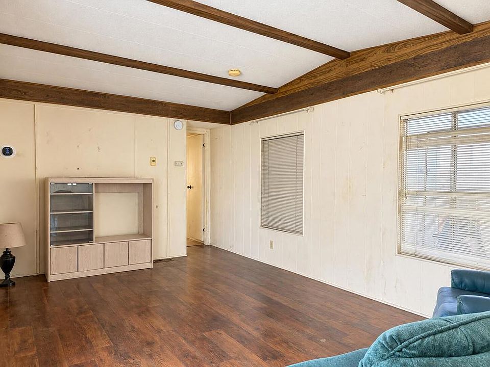 1st image of 18801 Roberts Rd #52