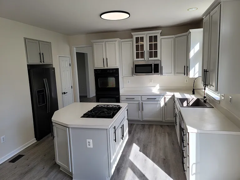 1808 Whispering Meadow Ct — Photo 12