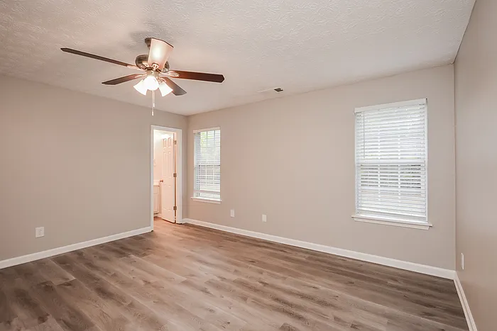 145 Hunters Ridge Dr — Photo 7