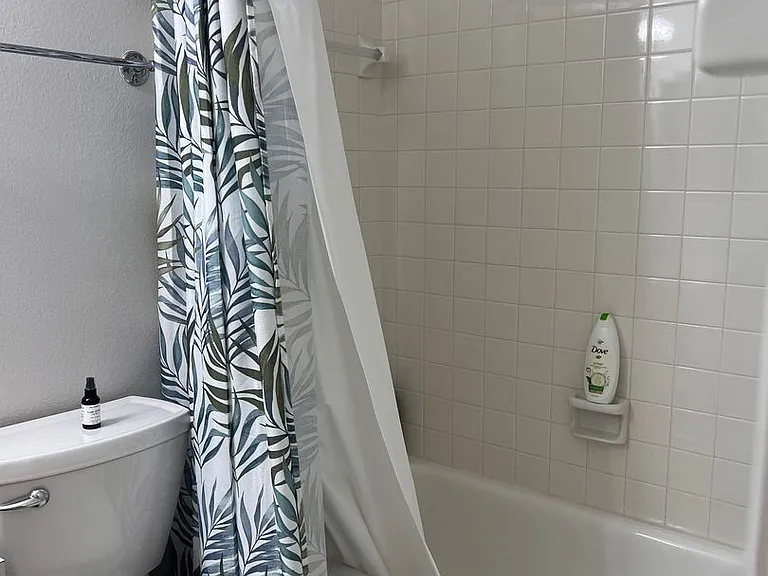 748 Avenida Estancia #B — Photo 28