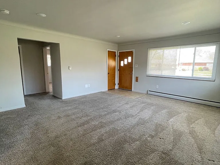 3830 Devon Rd #1 — Photo 3