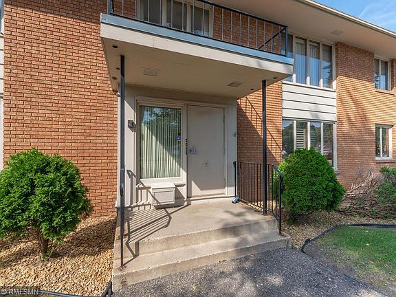 3rd image of 6936 Nicollet Ave S #2