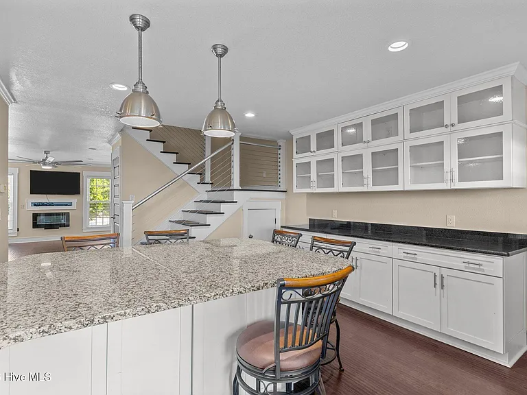 8711 Plantation Dr #302 — Photo 13