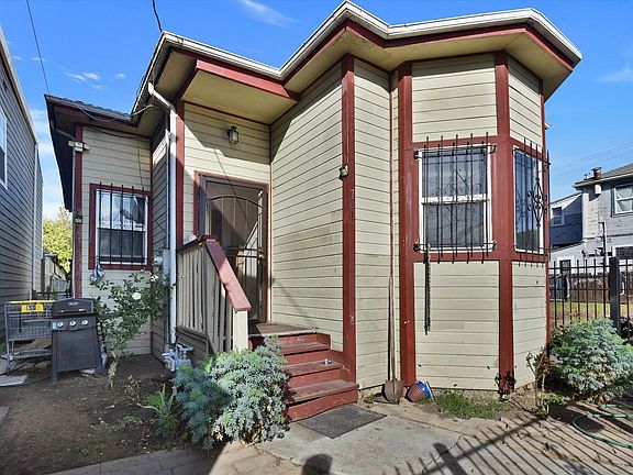 5th image of 731 Campbell St