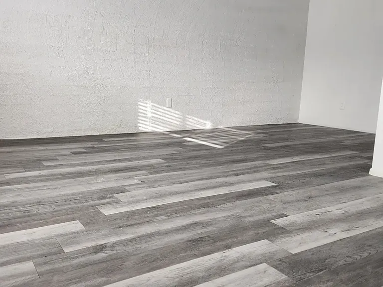 Golden Key Apartments — Photo 14