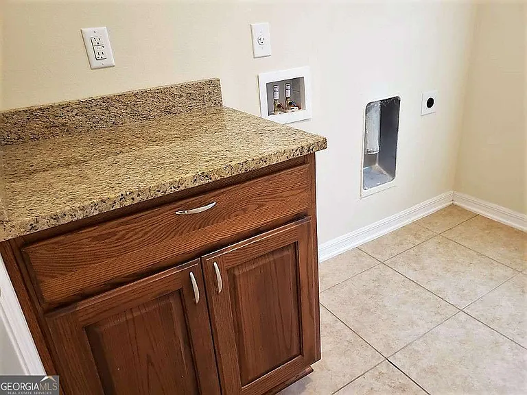 110 Cedar Circle Dr — Photo 20