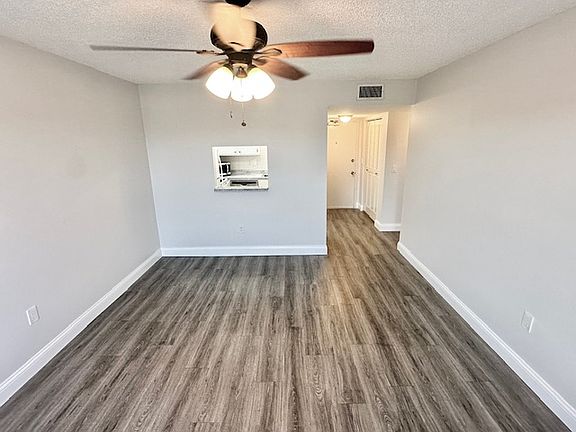 5th image of 4400 1st St N Unit 403