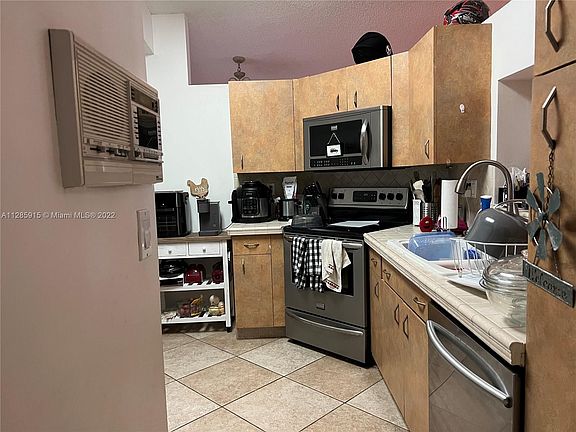 2nd image of 16273 NW 18th St