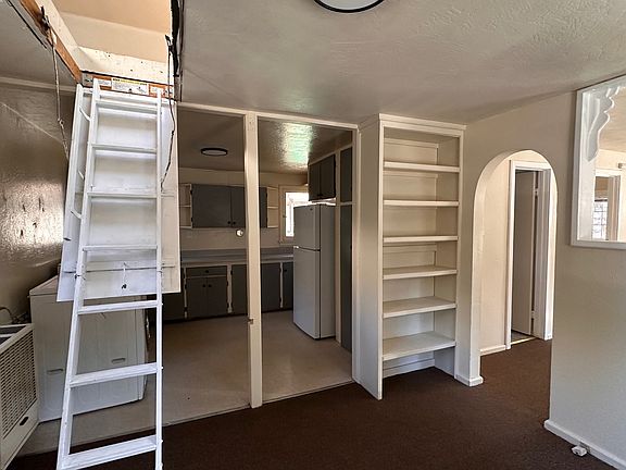 4th image of 41154 Pine Dr #A