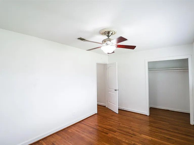 4513 Nina Lee Ln — Photo 5