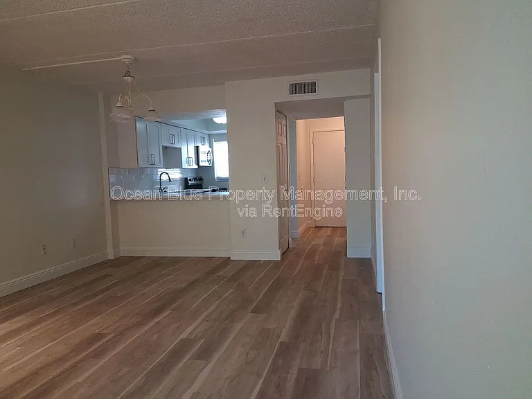 3811 N Oak Dr #61 — Photo 7