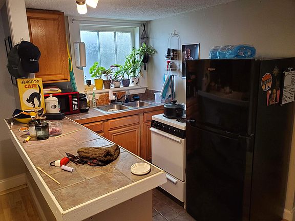 4th image of 7707 Jeannette St