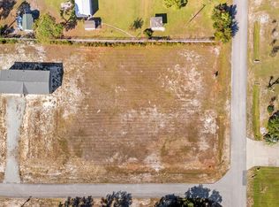 159 Barbee St, Harkers Island, NC 28531