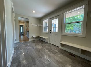 1626 Robinson Rd SE, East Grand Rapids, MI 49506