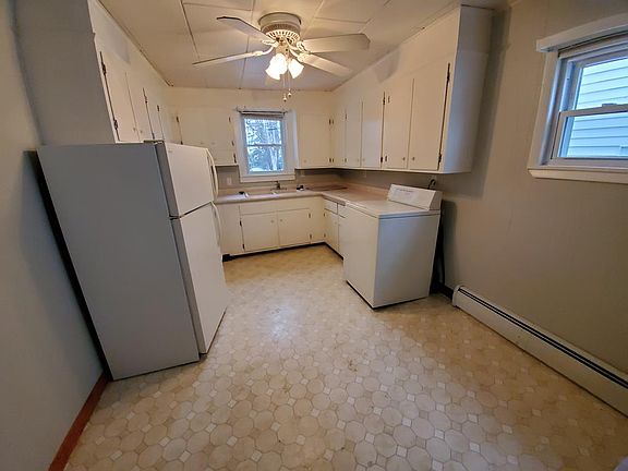 5th image of 307 3rd St