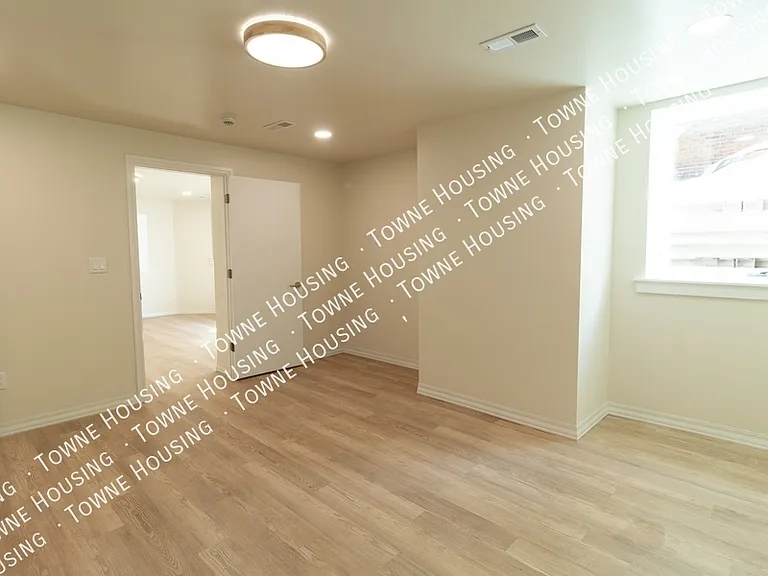 17 N Pearl St #1 — Photo 16