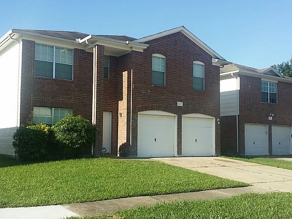 3rd image of 13531 Venice Villa Ln