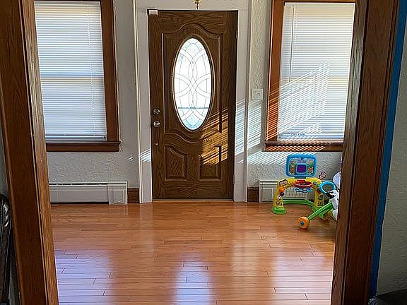 5th image of 39 Edgewood Ave