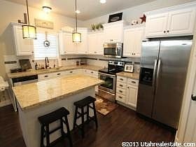 2nd image of 49 W Periwinkle Cir