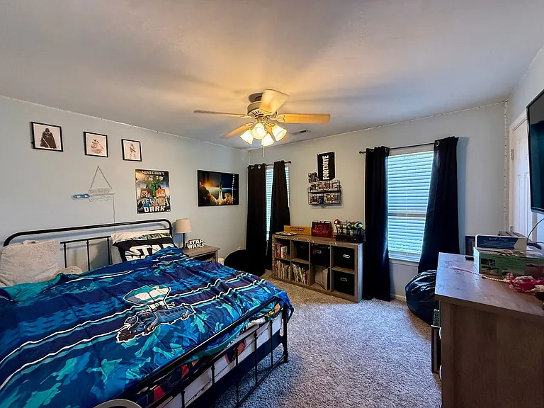 101 Emerald Ct — Photo 13