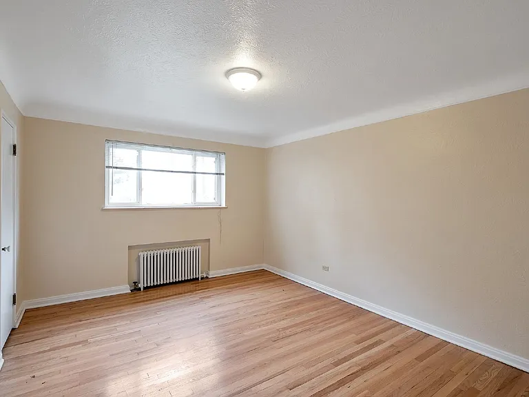 733 E 2nd Ave #104 — Photo 9