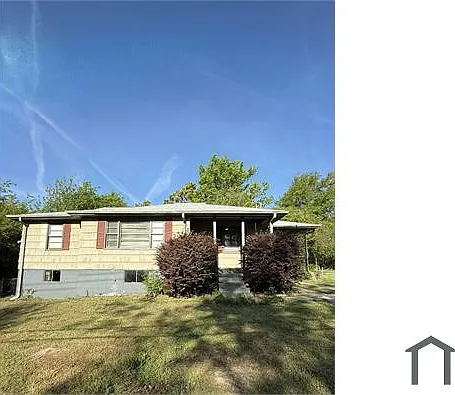 3 bed, 1098 sqft, $1,100 — Photo 1